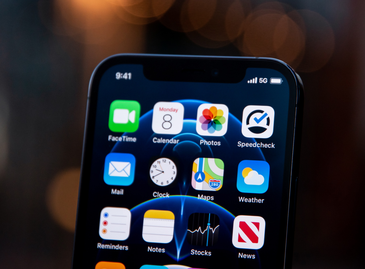 濂溪苹果手机维修分享为什么 iPhone 12 在冬季会自动关机 